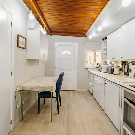 Casita Mary Carmen Garden & Bbq 350m *